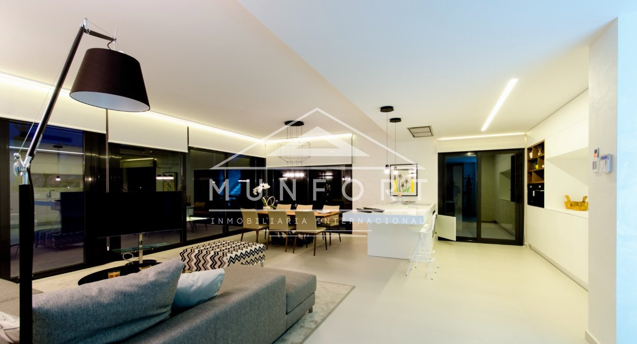 Herverkoop - Luxe villa's -
San Miguel de Salinas