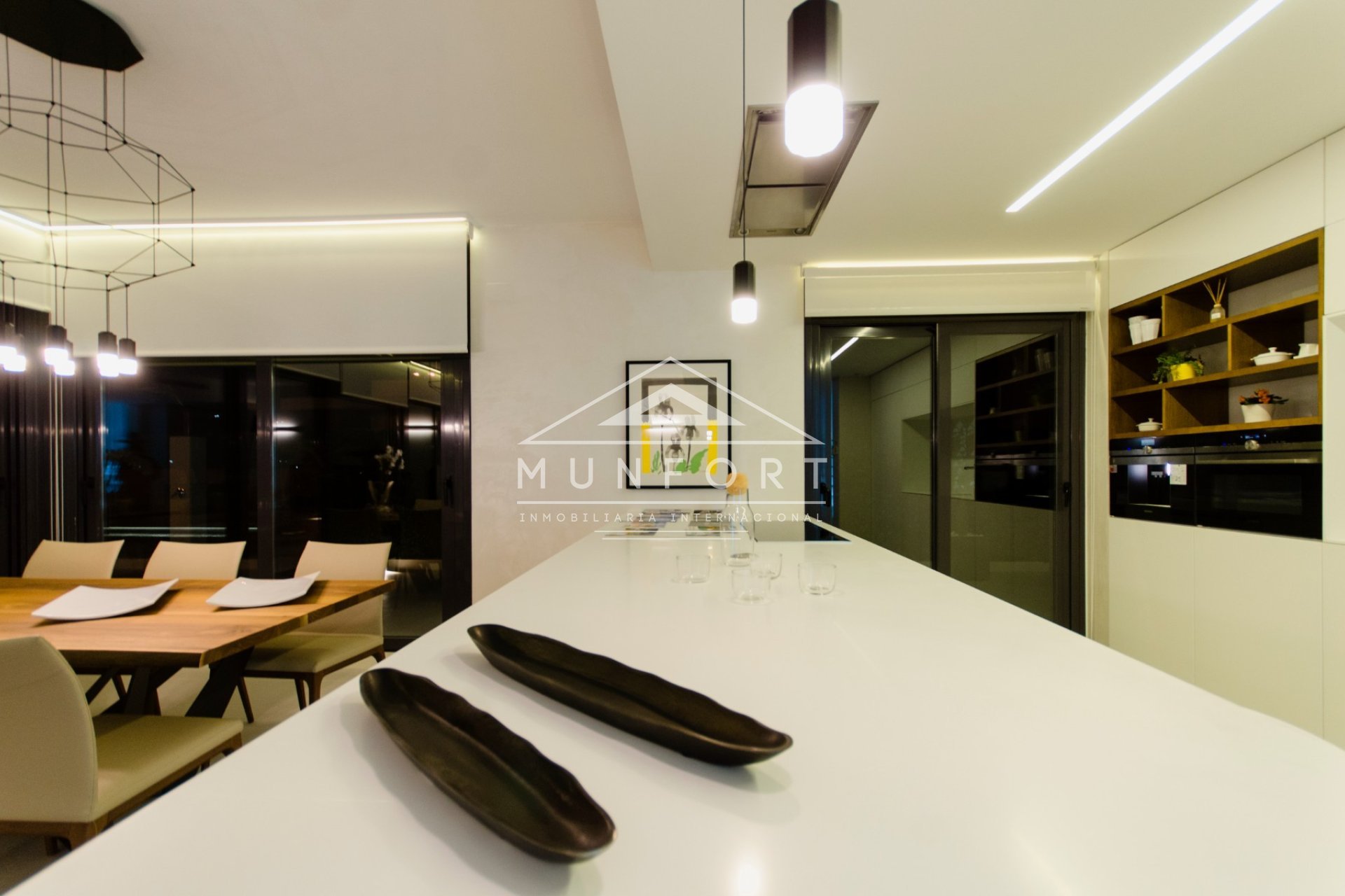 Herverkoop - Luxe villa's -
San Miguel de Salinas