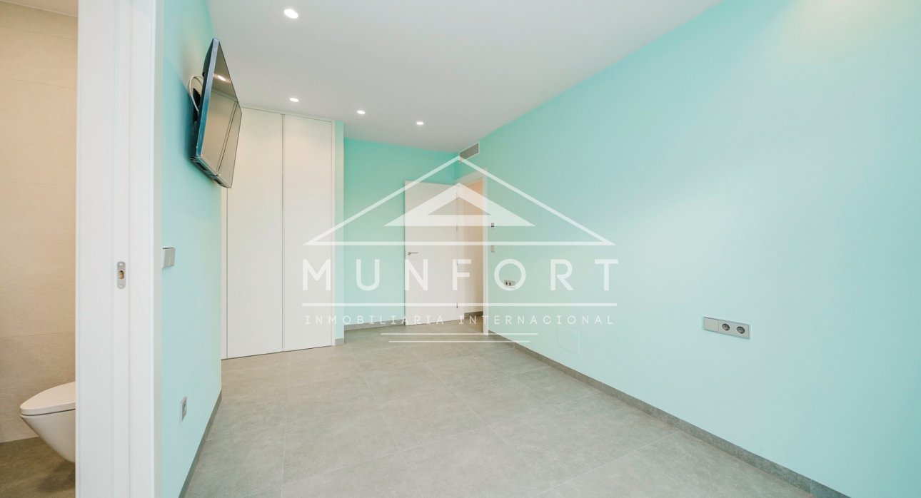 Herverkoop - Luxe villa's -
San Pedro del Pinatar