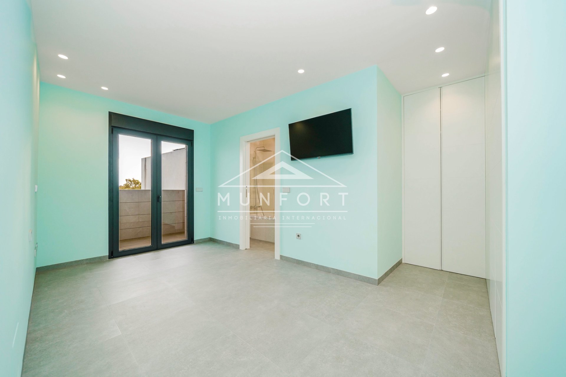 Herverkoop - Luxe villa's -
San Pedro del Pinatar