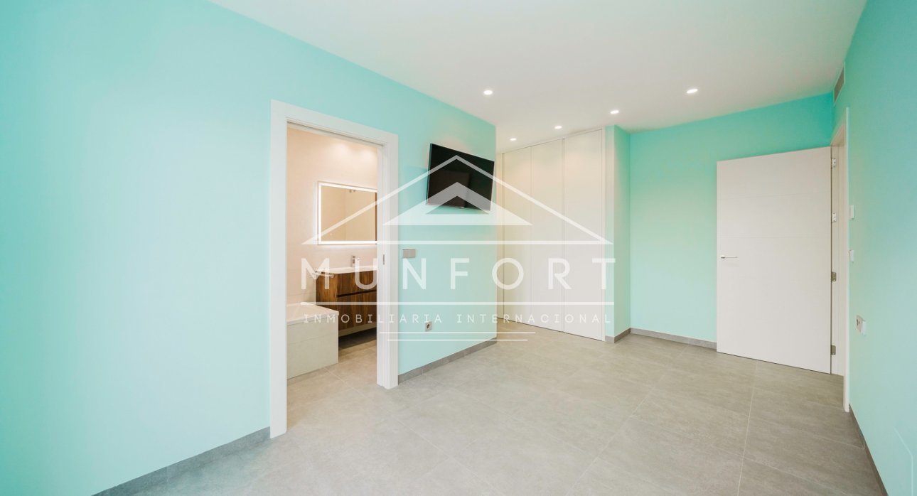 Herverkoop - Luxe villa's -
San Pedro del Pinatar