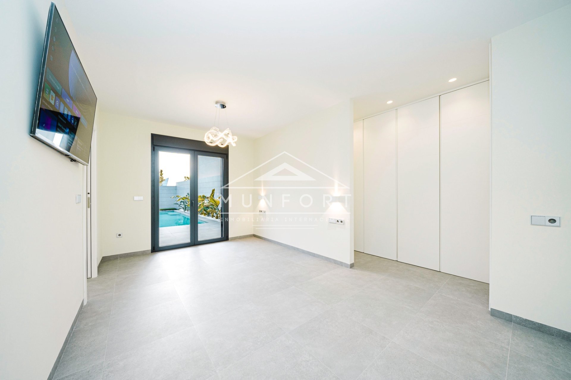 Herverkoop - Luxe villa's -
San Pedro del Pinatar