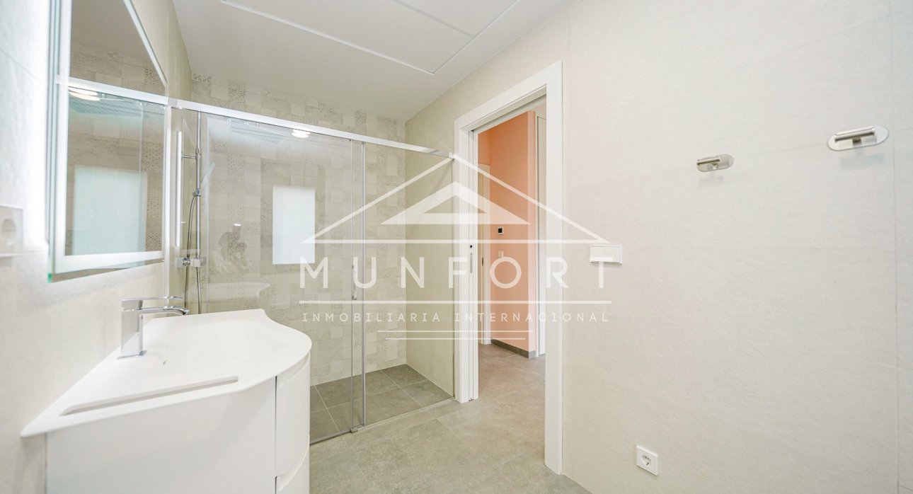 Herverkoop - Luxe villa's -
San Pedro del Pinatar