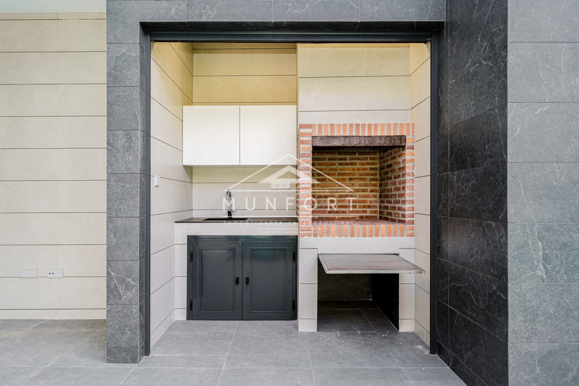 Herverkoop - Luxe villa's -
San Pedro del Pinatar