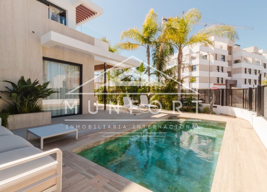 Herverkoop - Luxe villa's -
Torre-Pacheco - Santa Rosal&iacute;a Lake and Life Resort