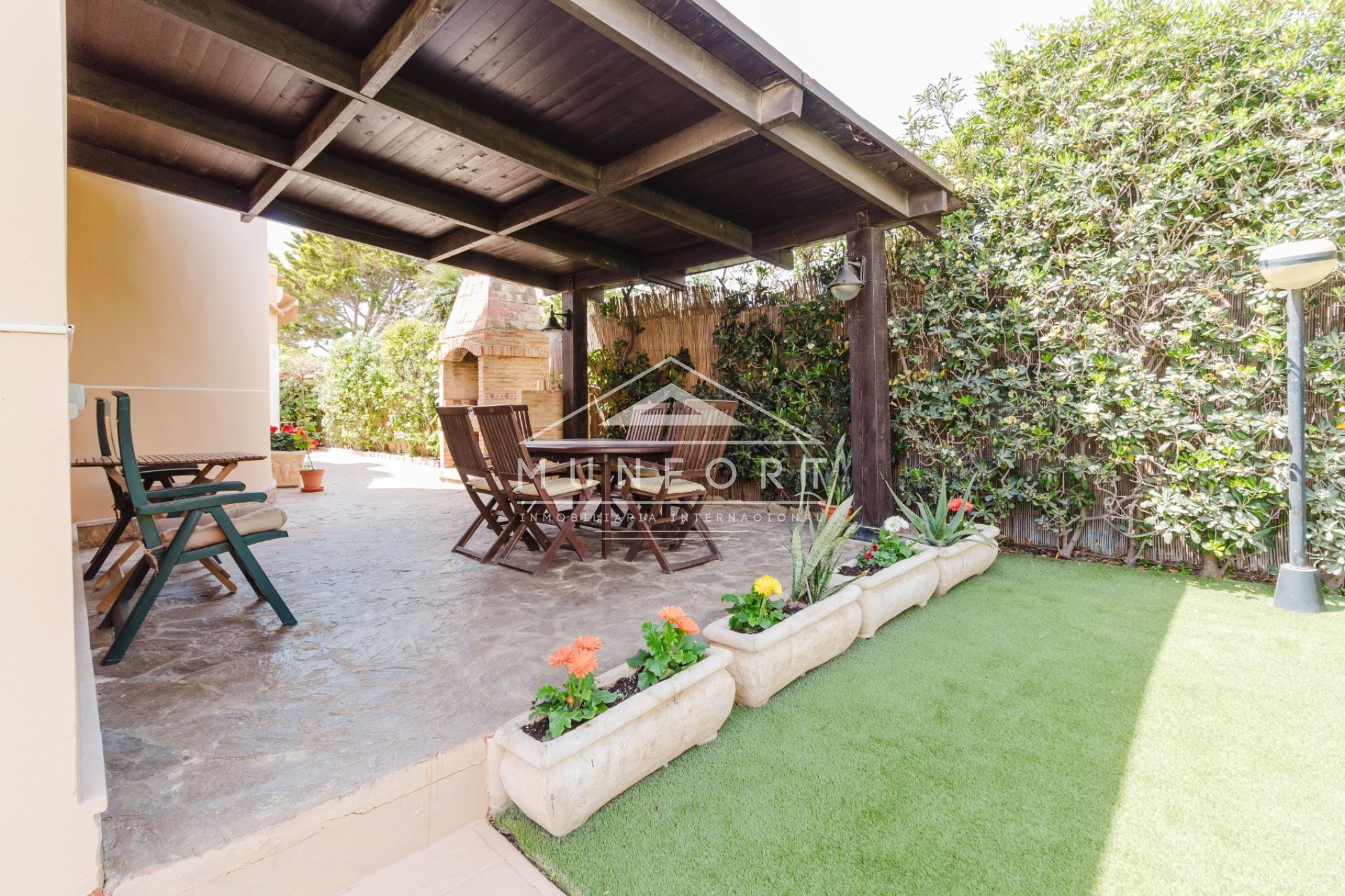 Herverkoop - Luxe villa's -
Torrevieja - La Mata - Torrevieja