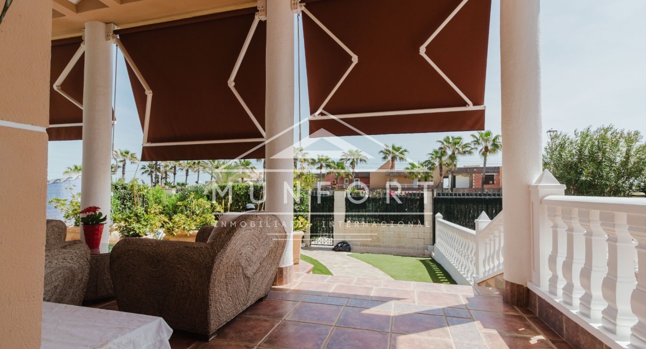 Herverkoop - Luxe villa's -
Torrevieja - La Mata - Torrevieja