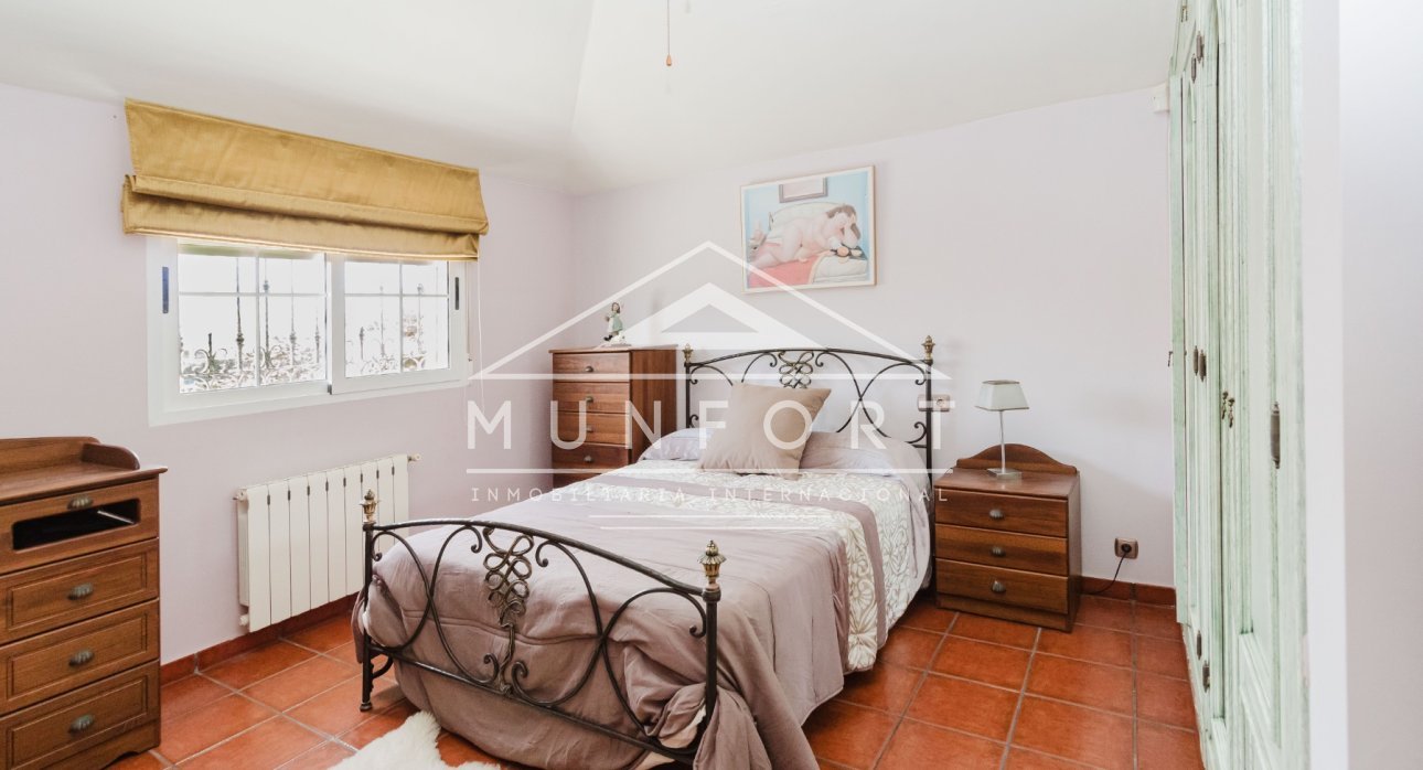 Herverkoop - Luxe villa's -
Torrevieja - La Mata - Torrevieja