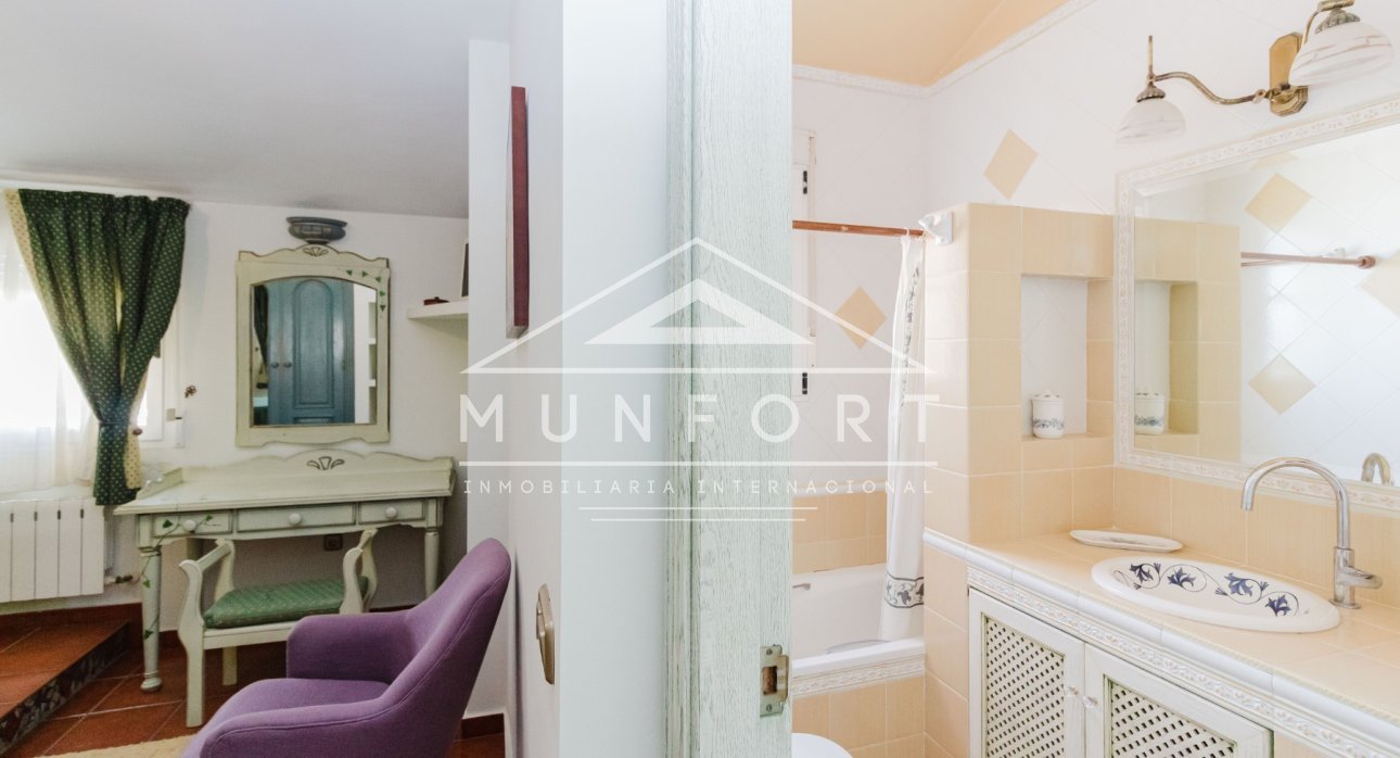 Herverkoop - Luxe villa's -
Torrevieja - La Mata - Torrevieja