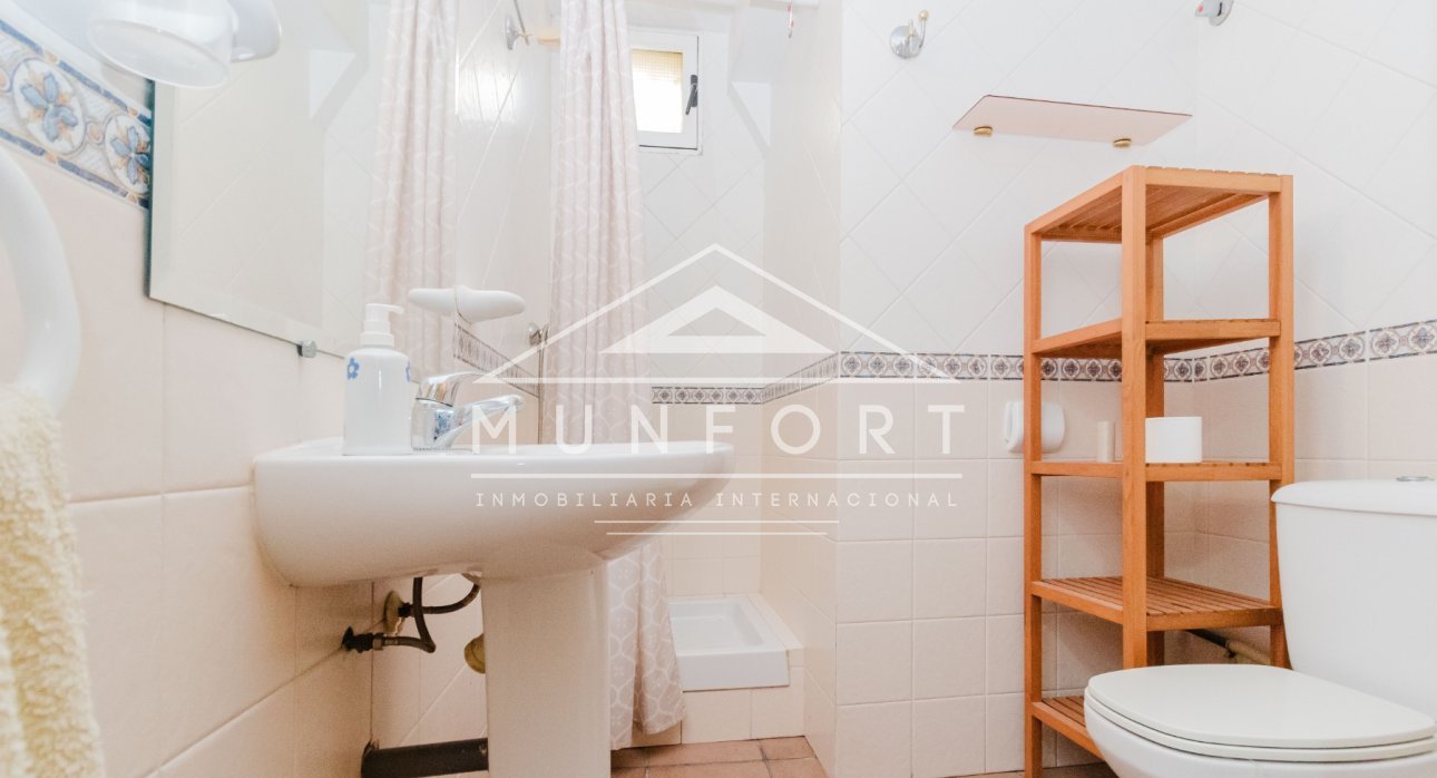 Herverkoop - Luxe villa's -
Torrevieja - La Mata - Torrevieja