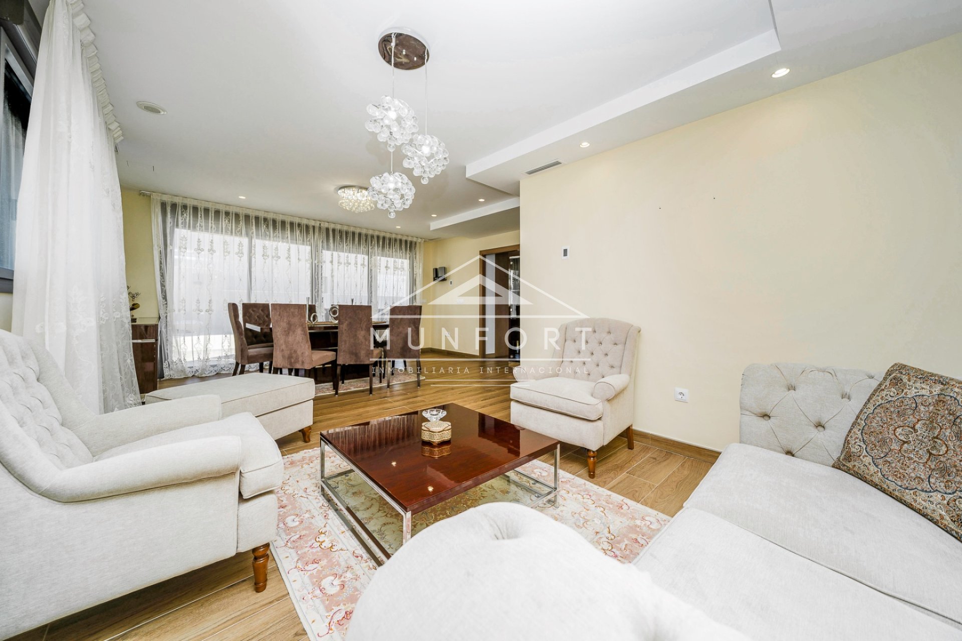 Herverkoop - Luxe villa's -
Torrevieja - Los Balcones - Torrevieja