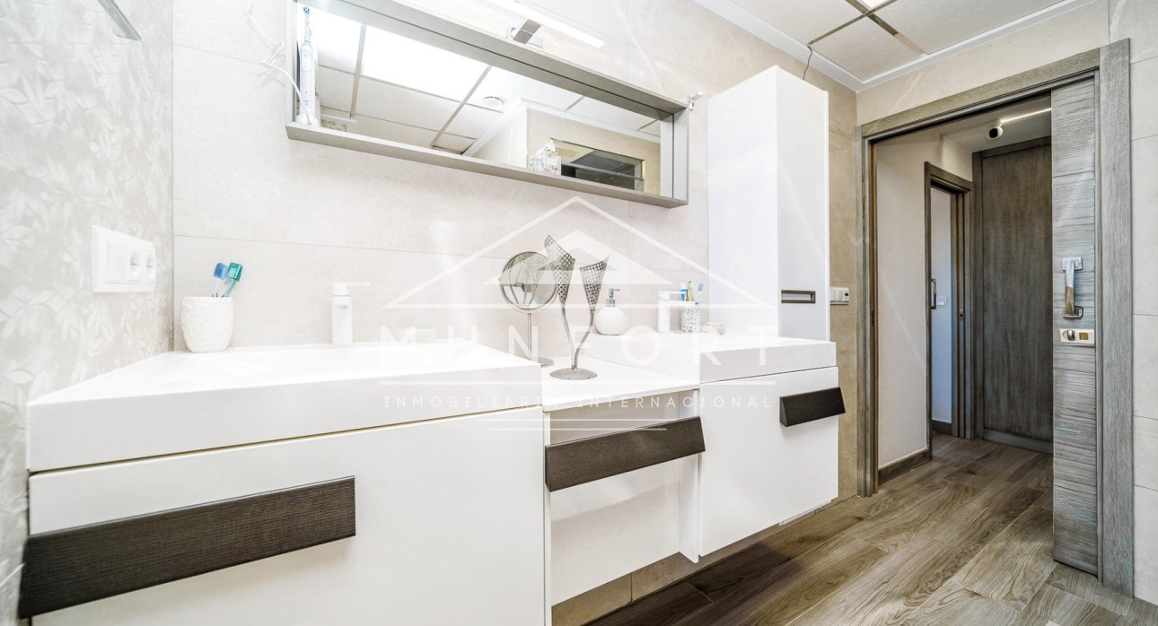 Herverkoop - Luxe villa's -
Torrevieja - Los Balcones - Torrevieja