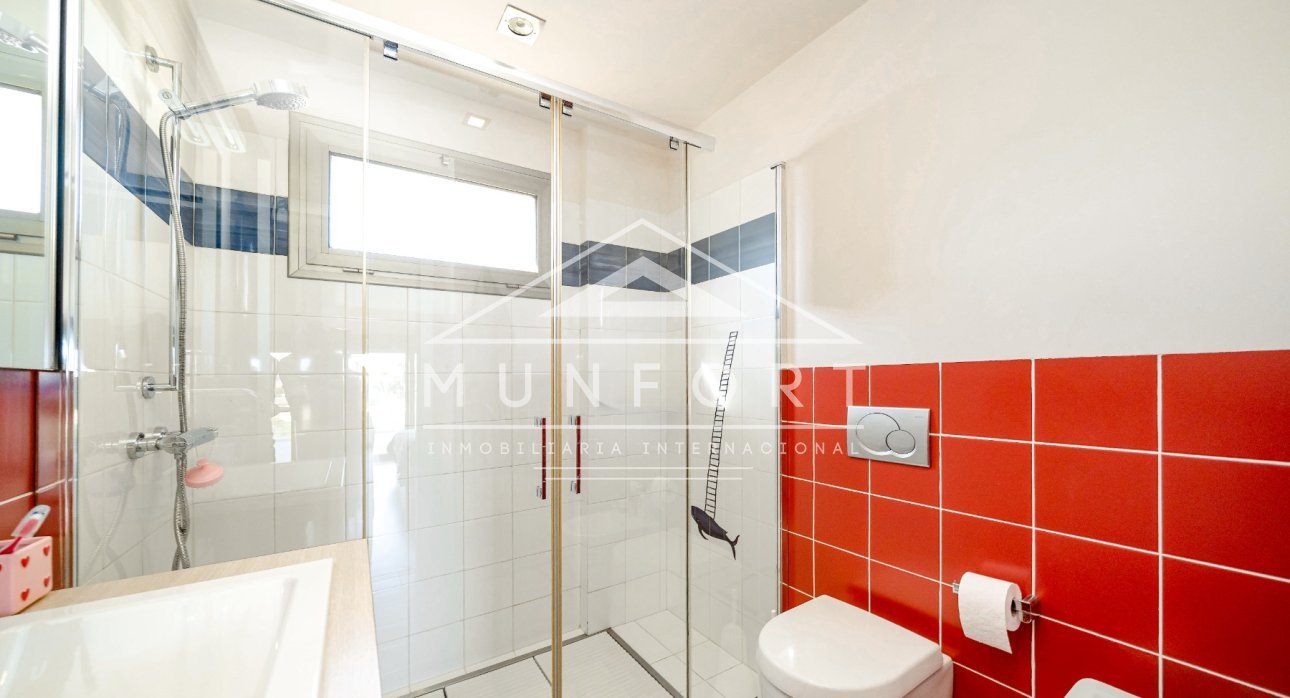 Herverkoop - Luxe villa's -
Torrevieja - Los Balcones - Torrevieja