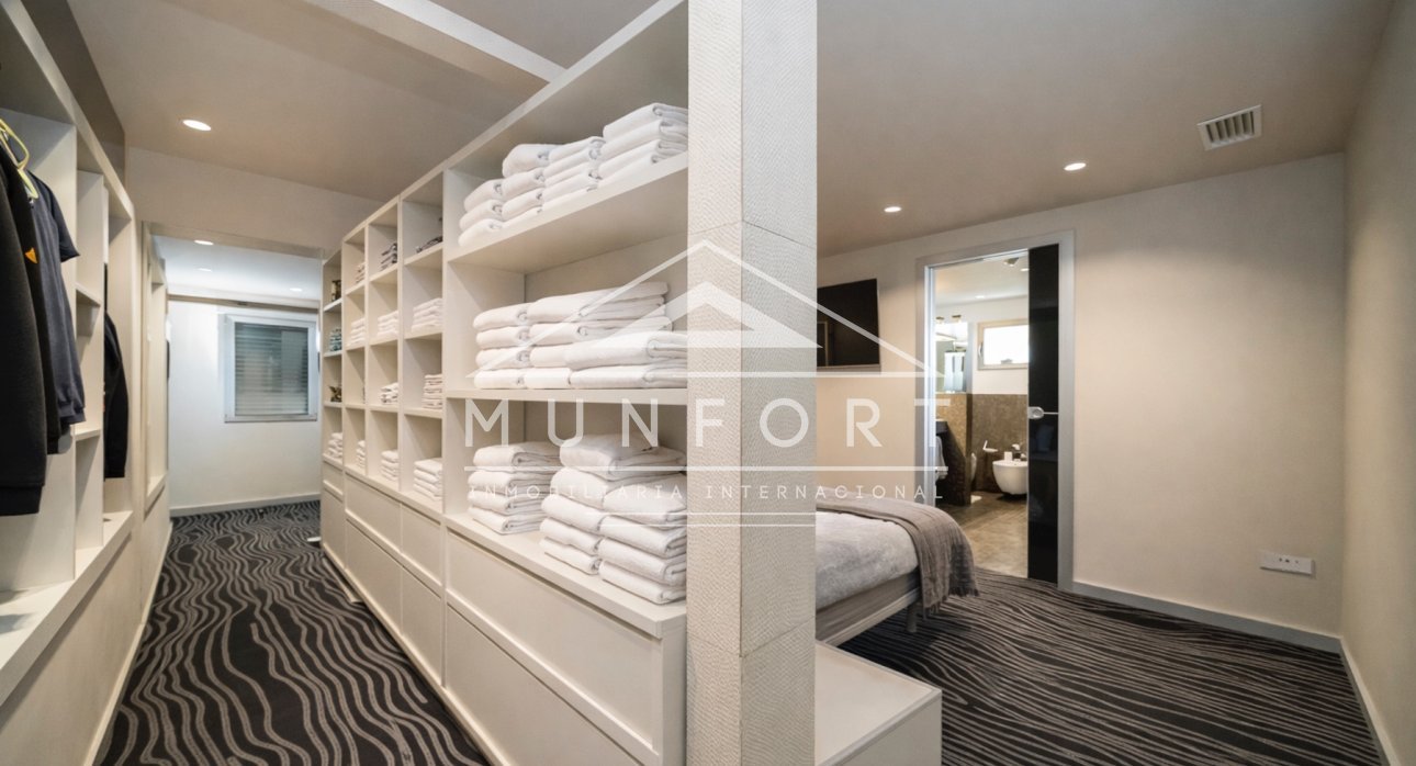 Herverkoop - Luxe villa's -
Torrevieja - Los Balcones - Torrevieja