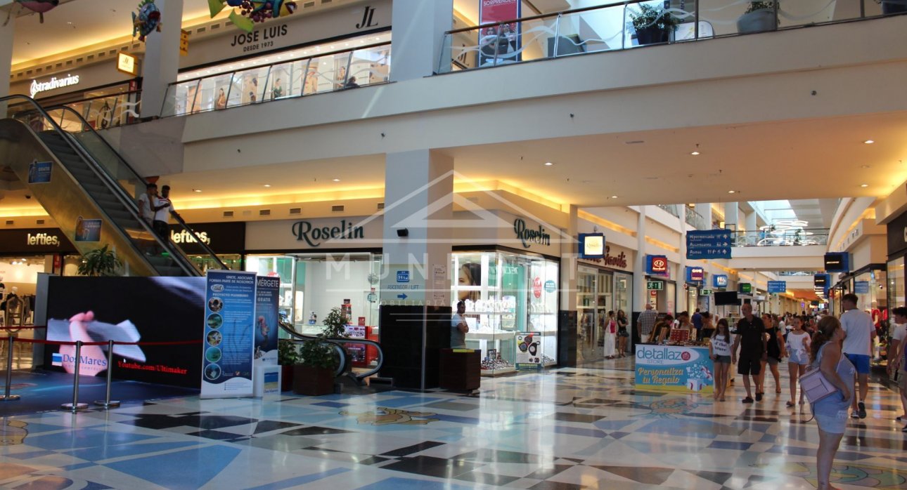 Herverkoop - Penthouses -
Dénia