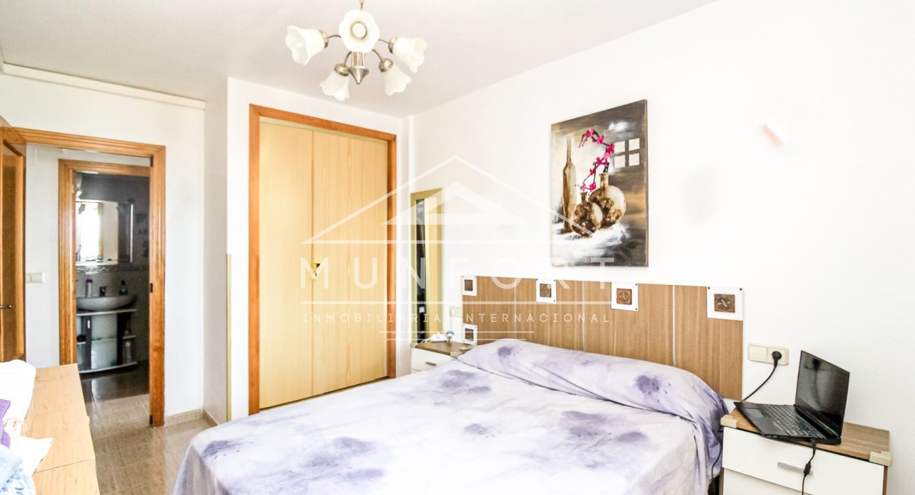 Herverkoop - Penthouses -
La Manga - Playa Honda