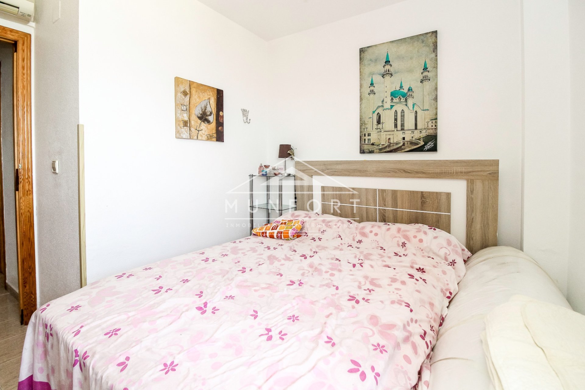 Herverkoop - Penthouses -
La Manga - Playa Honda