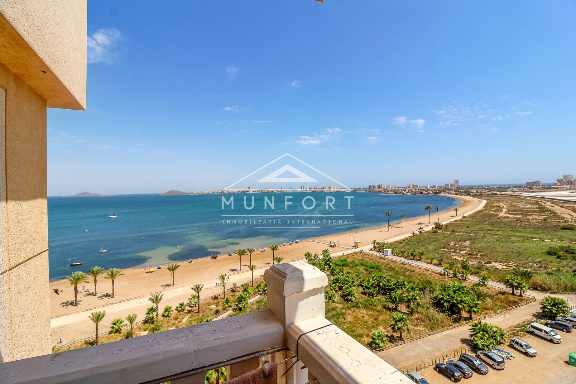 Herverkoop - Penthouses -
La Manga - Playa Honda