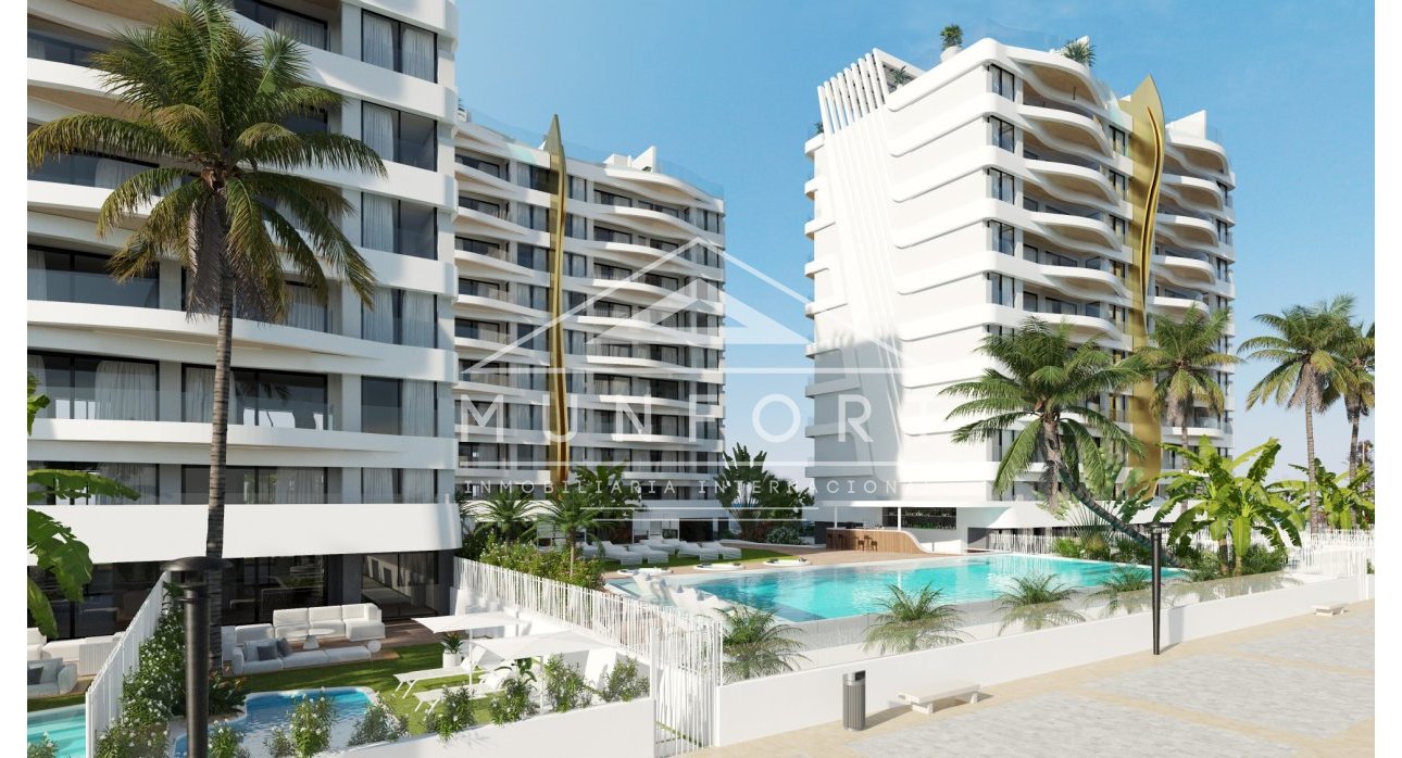 Herverkoop - Penthouses -
La Manga