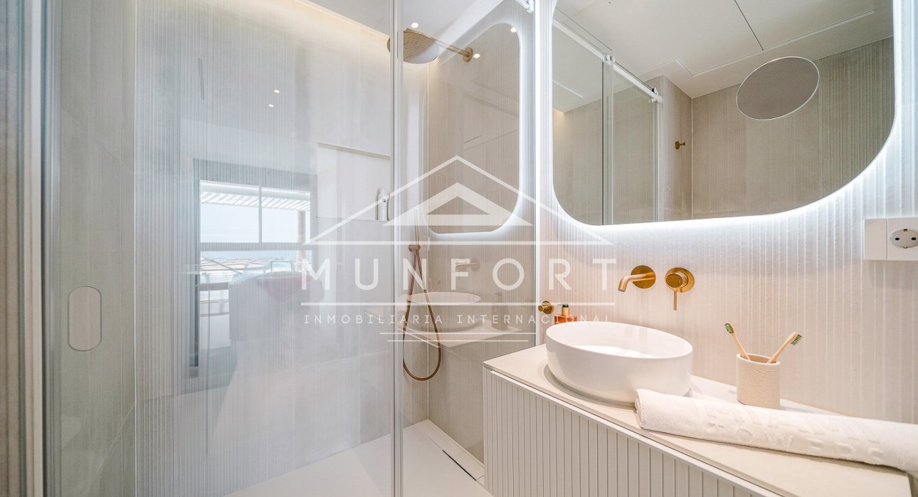 Herverkoop - Penthouses -
La Manga