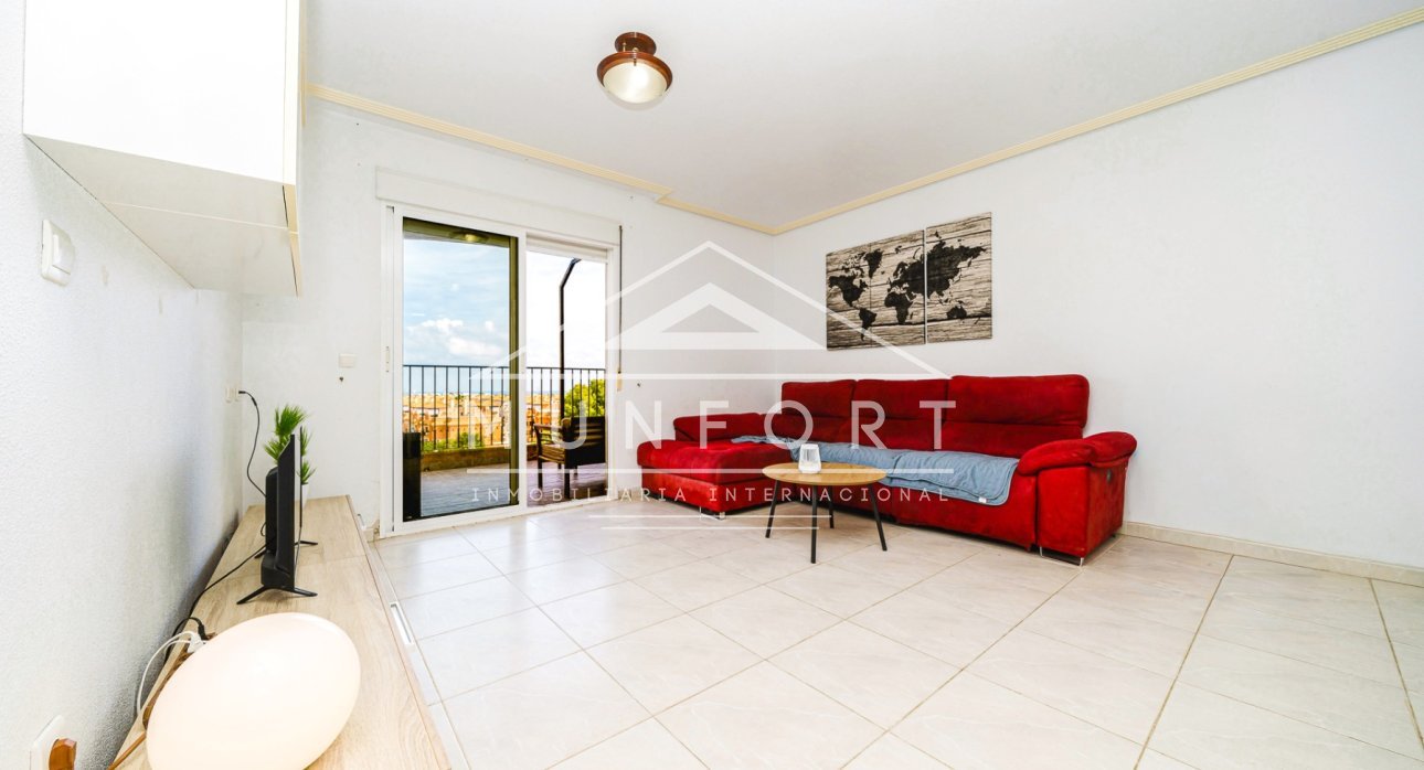 Herverkoop - Penthouses -
Orihuela Costa - La Zenia