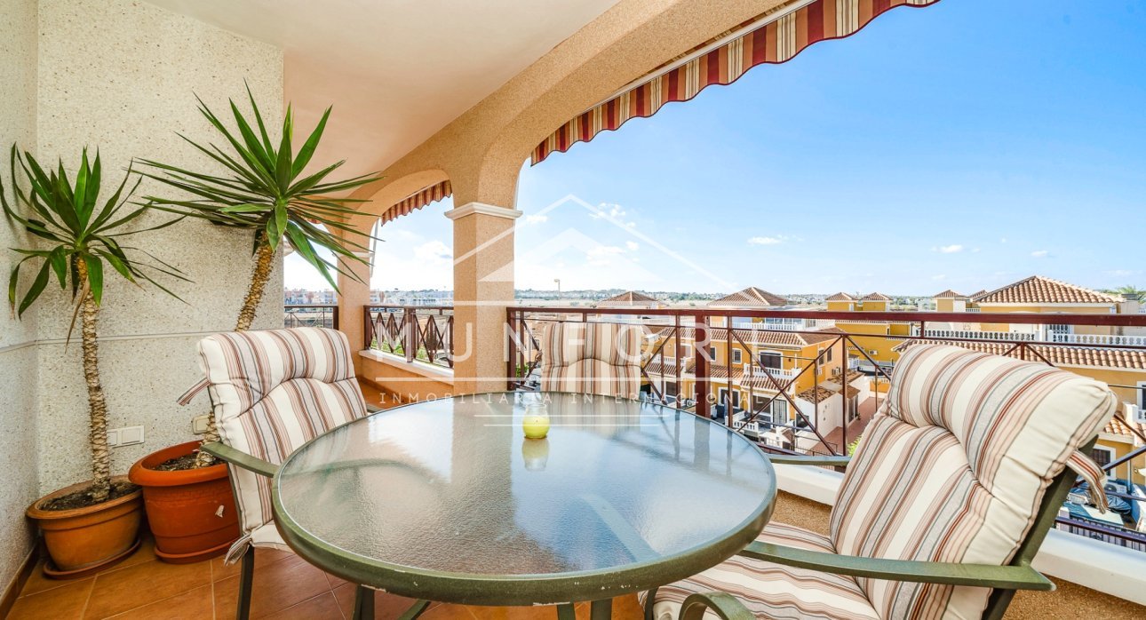 Herverkoop - Penthouses -
Orihuela Costa - La Zenia