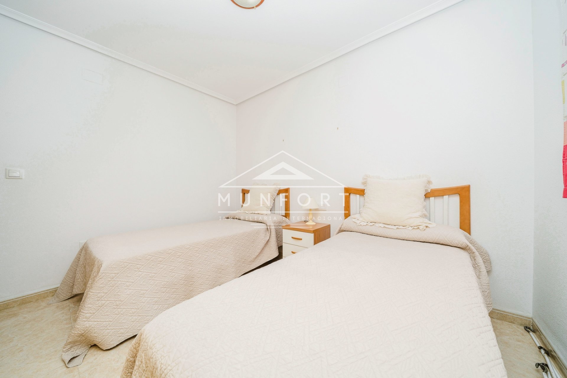 Herverkoop - Penthouses -
Orihuela Costa - La Zenia