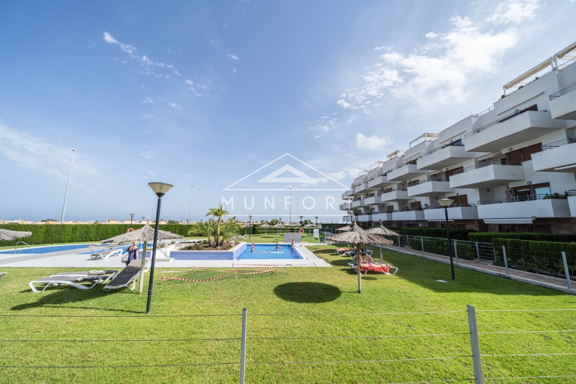 Herverkoop - Penthouses -
Orihuela Costa - Lomas de Cabo Roig