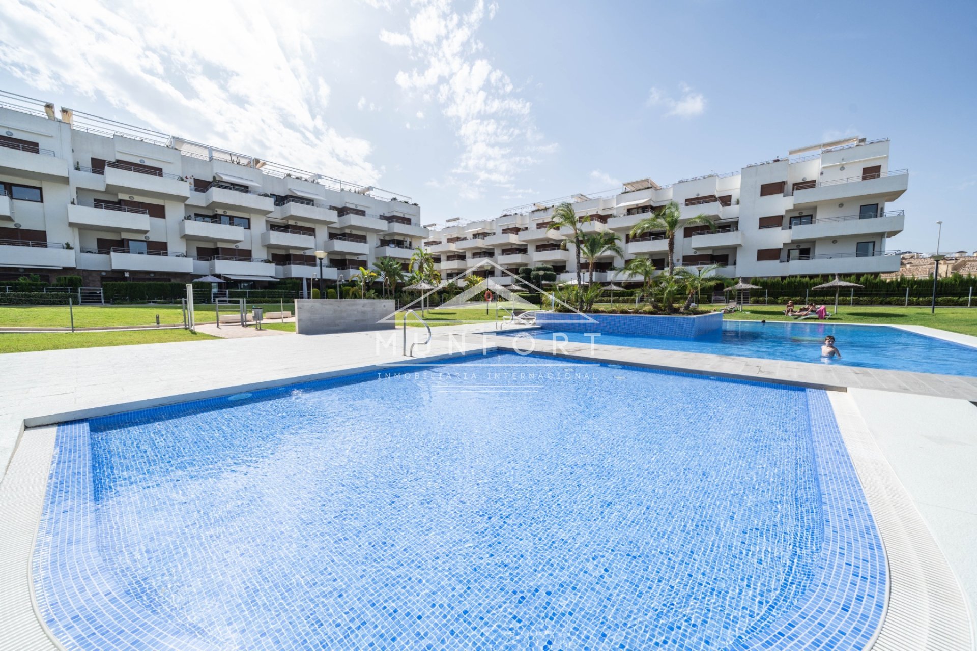Herverkoop - Penthouses -
Orihuela Costa - Lomas de Cabo Roig