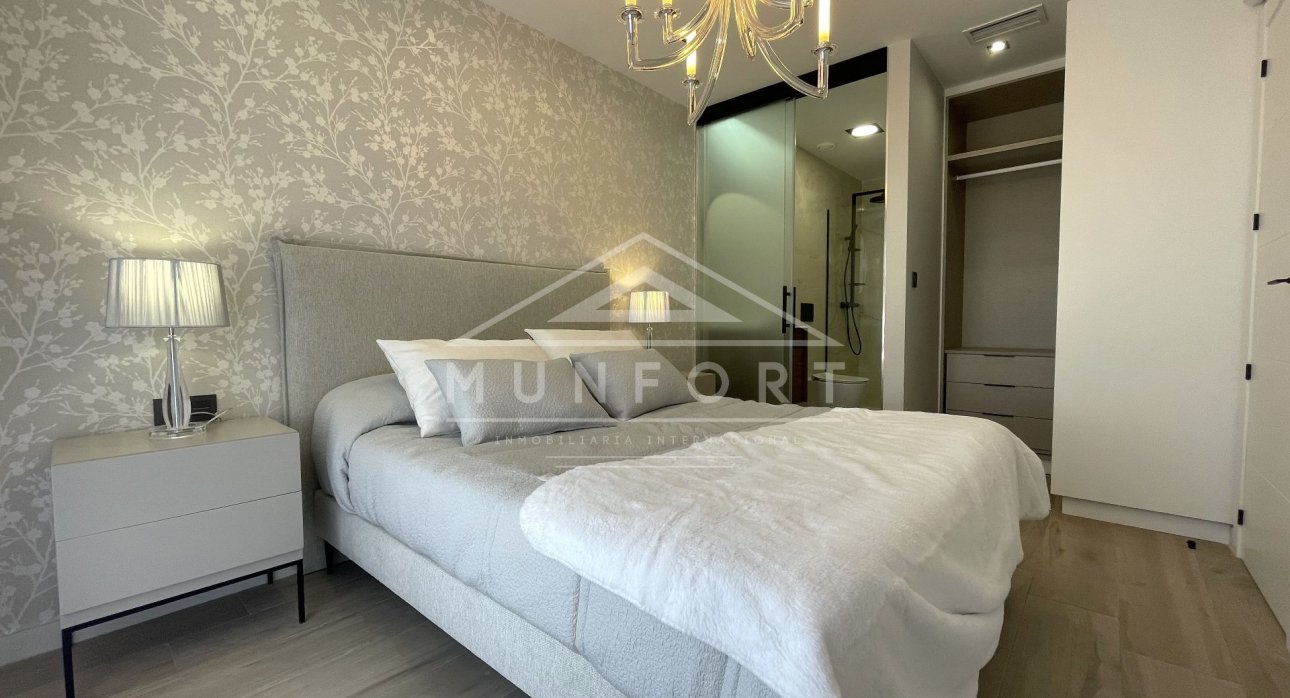 Herverkoop - Penthouses -
Orihuela Costa - Punta Prima