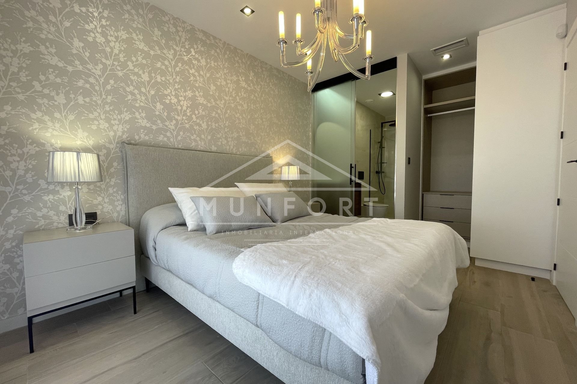 Herverkoop - Penthouses -
Orihuela Costa - Punta Prima