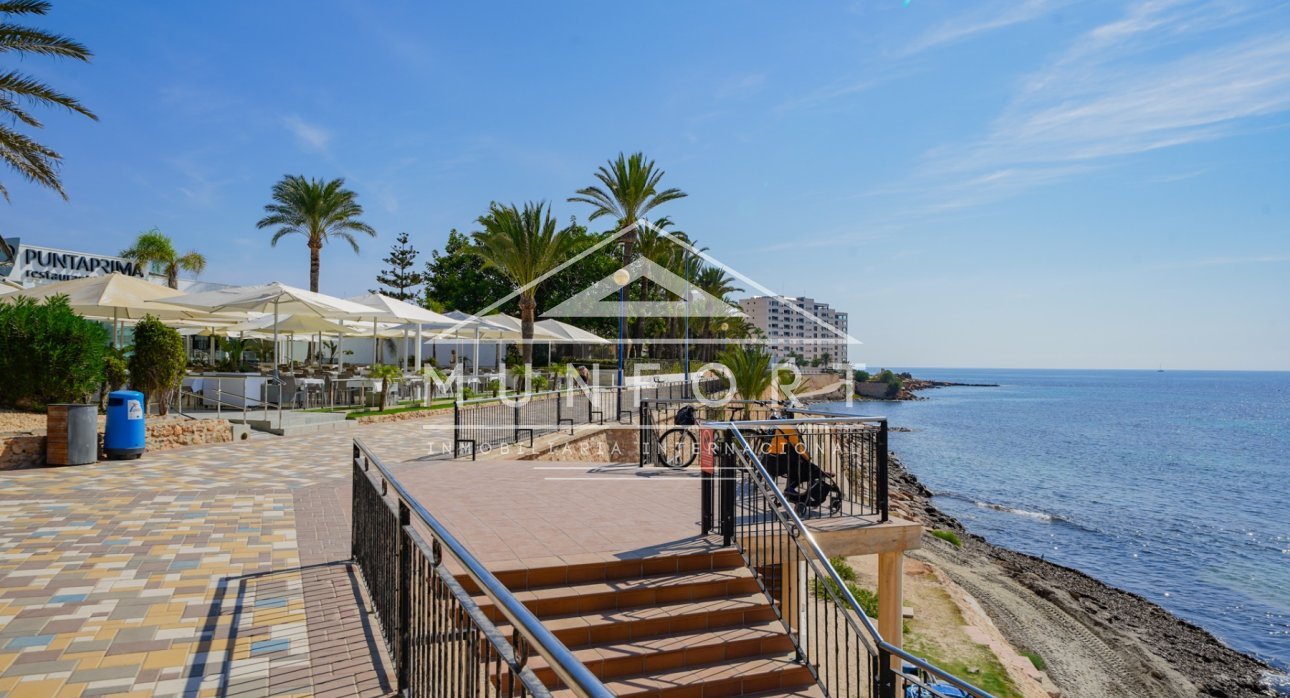 Herverkoop - Penthouses -
Orihuela Costa - Punta Prima