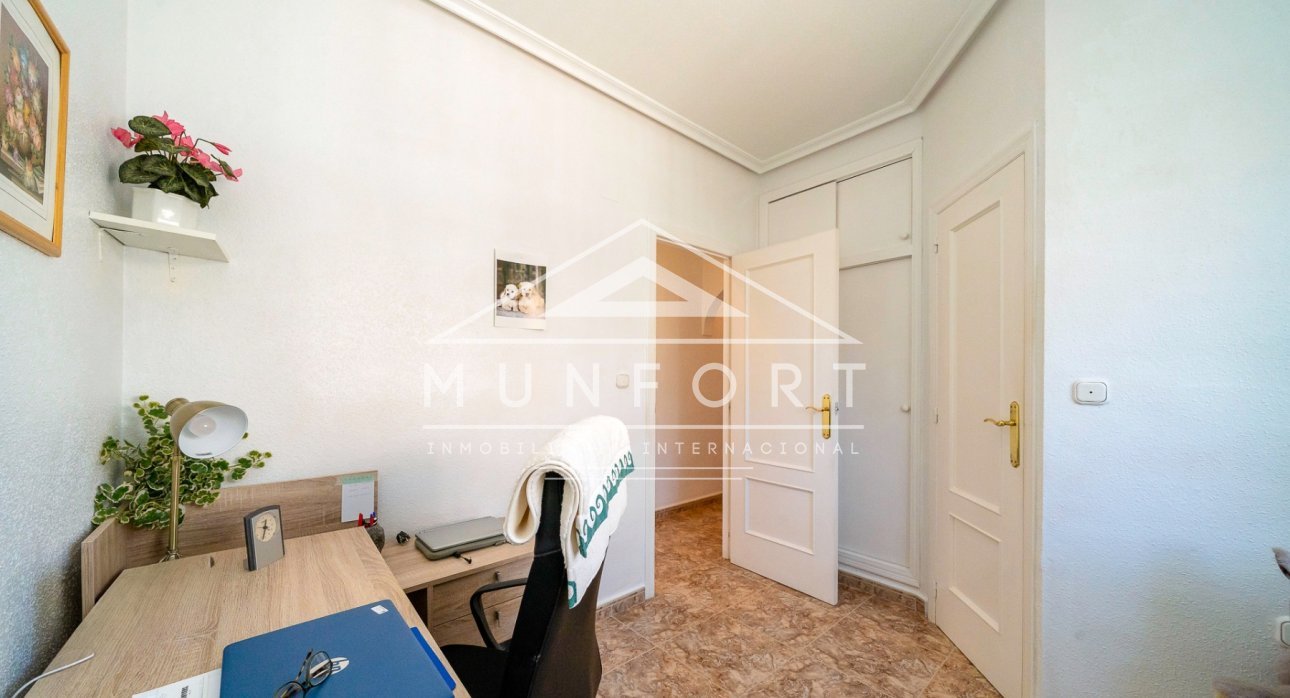 Herverkoop - Penthouses -
Orihuela Costa - Villamartín