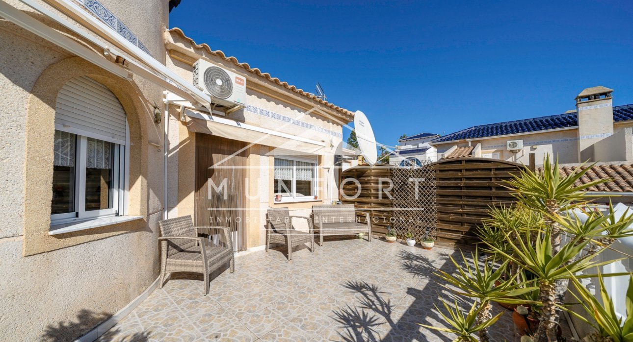 Herverkoop - Penthouses -
Orihuela Costa - Villamartín