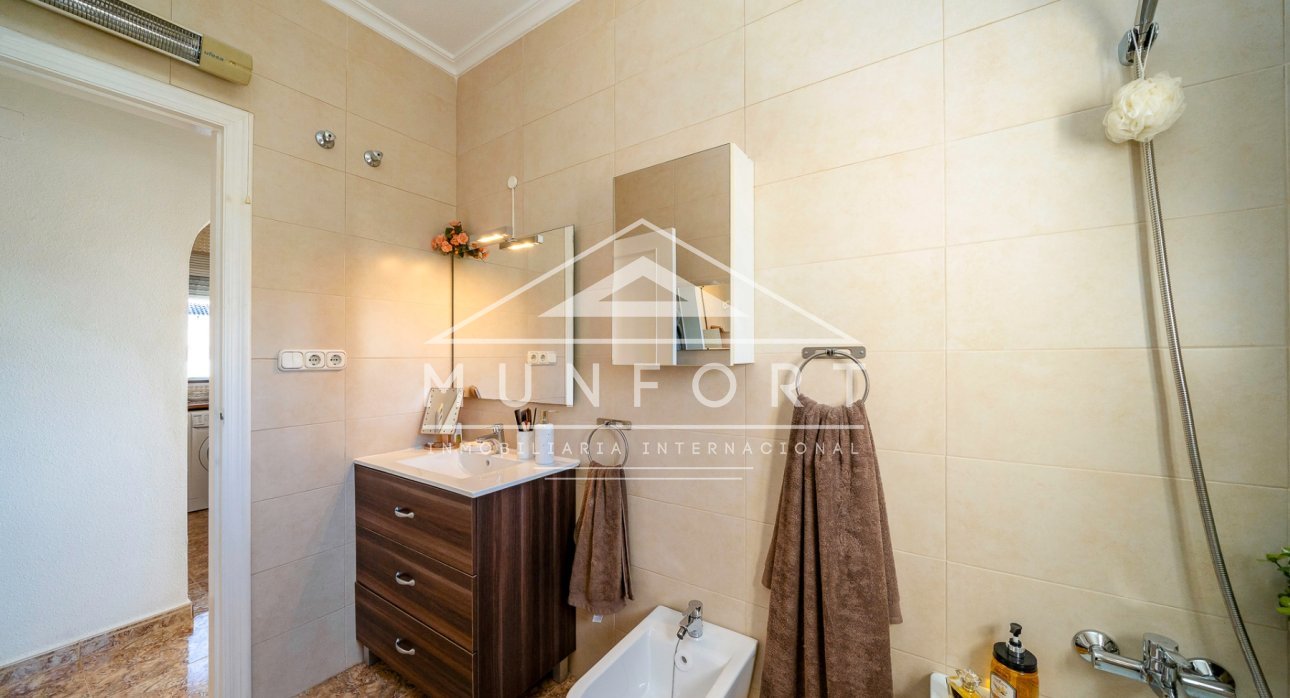 Herverkoop - Penthouses -
Orihuela Costa - Villamartín