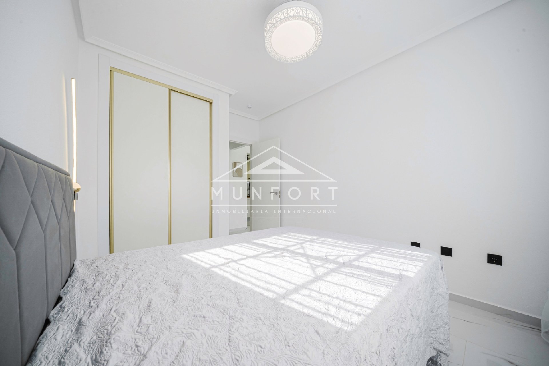 Herverkoop - Penthouses -
Orihuela Costa - ZENIAMAR