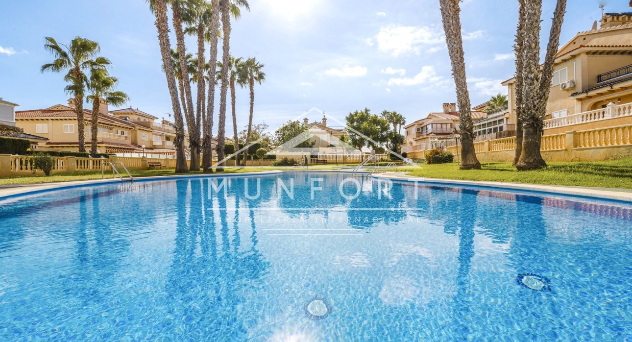 Herverkoop - Penthouses -
Orihuela Costa - ZENIAMAR