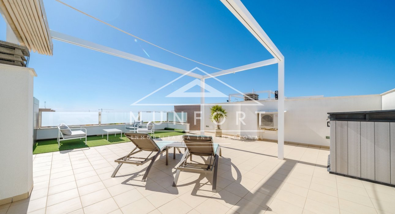 Herverkoop - Penthouses -
Pilar de la Horadada