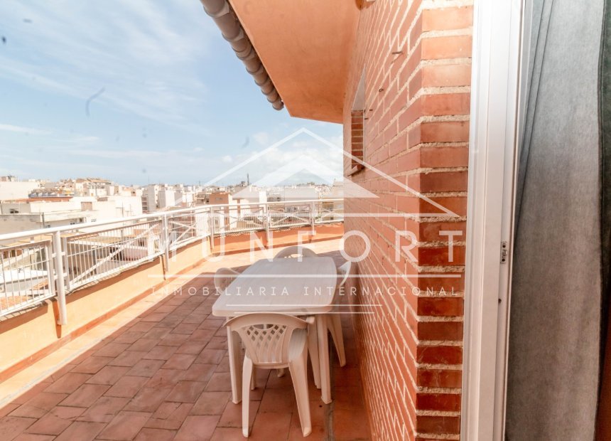 Herverkoop - Penthouses -
Torrevieja - Centro - Torrevieja