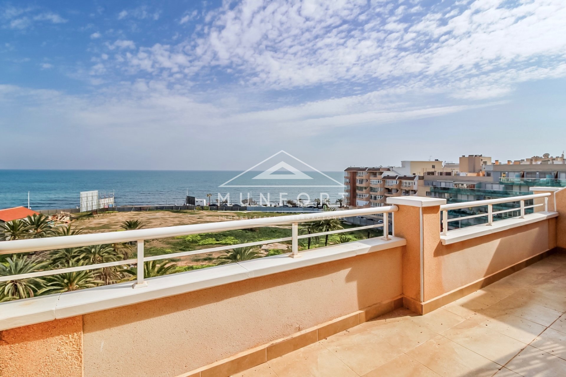 Herverkoop - Penthouses -
Torrevieja - Playa del Cura - Torrevieja
