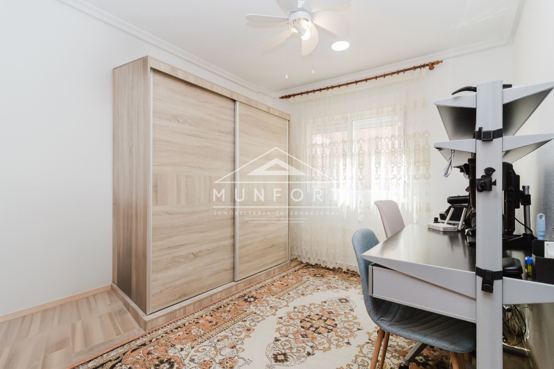 Herverkoop - Rijtjeshuizen -
Alcázares, Los - Los Alcázares