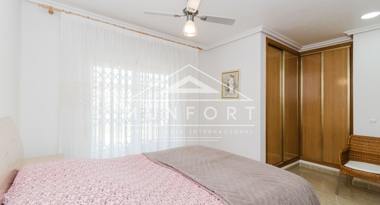 Herverkoop - Rijtjeshuizen -
Alcázares, Los - Los Alcázares