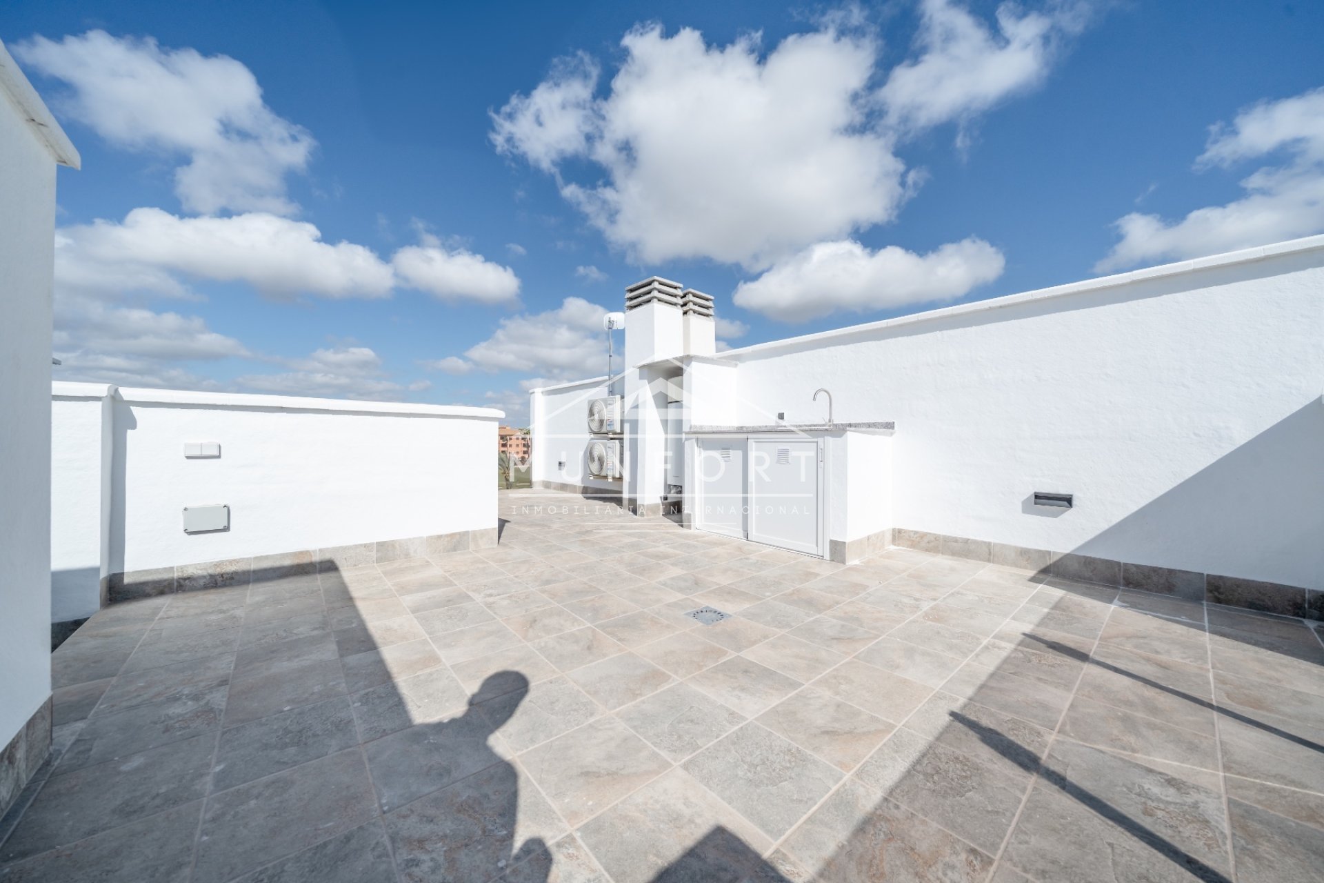 Herverkoop - Rijtjeshuizen -
Alcázares, Los - Los Alcázares