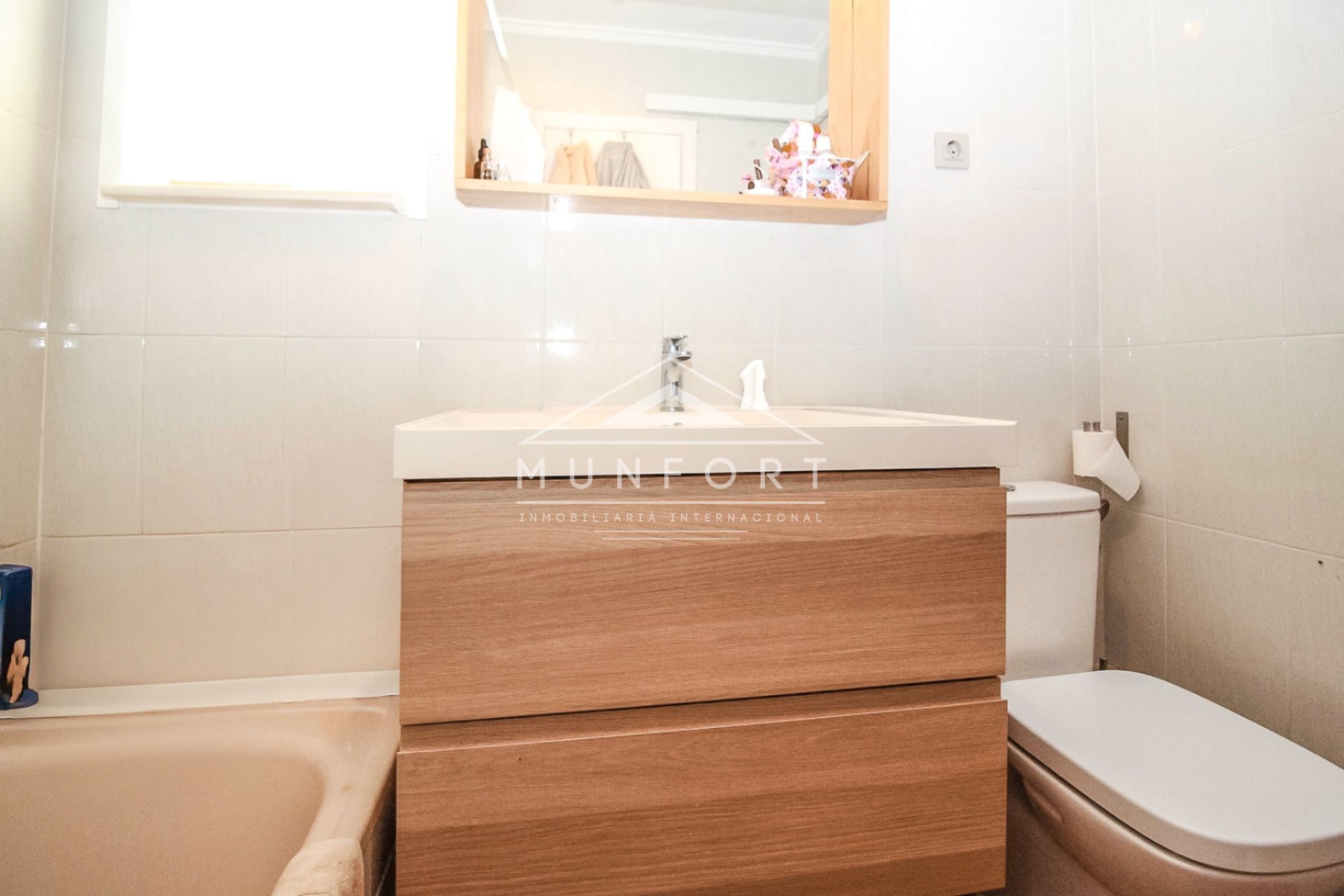 Herverkoop - Rijtjeshuizen -
Alcázares, Los - Los Narejos