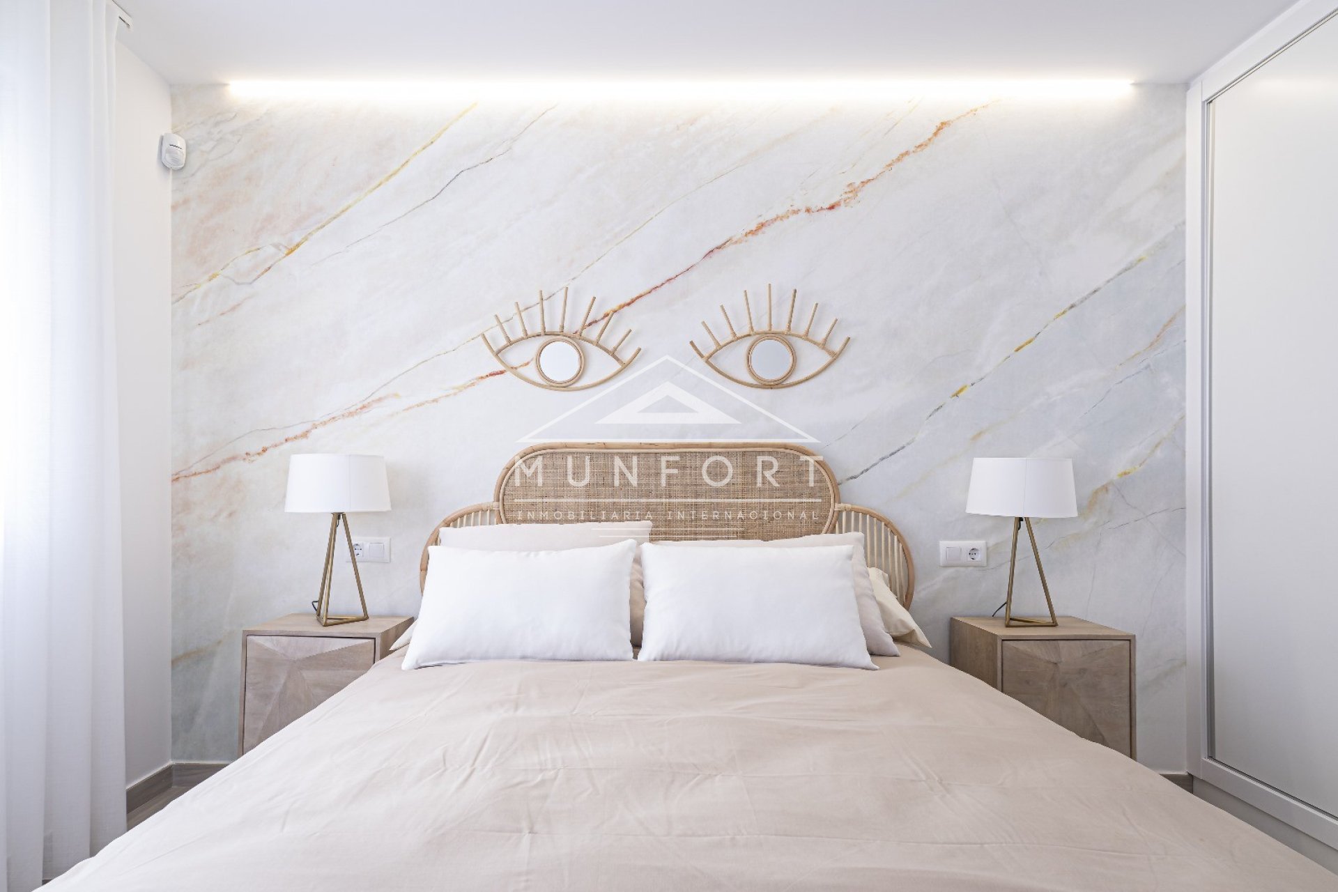 Herverkoop - Rijtjeshuizen -
Cartagena - La Manga