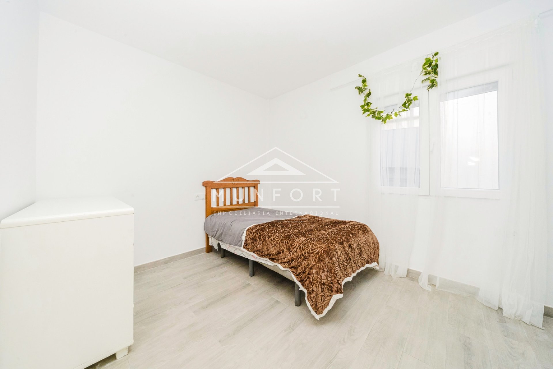 Herverkoop - Rijtjeshuizen -
Lo Pagán - Los Cuarteros - Lo Pagán