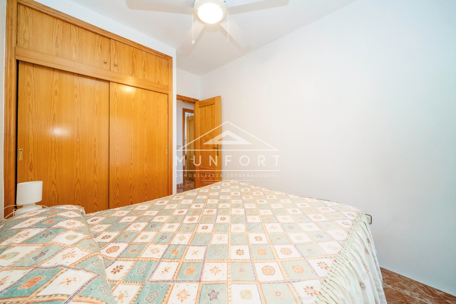 Herverkoop - Rijtjeshuizen -
Los Urrutias - El Carmol&iacute;