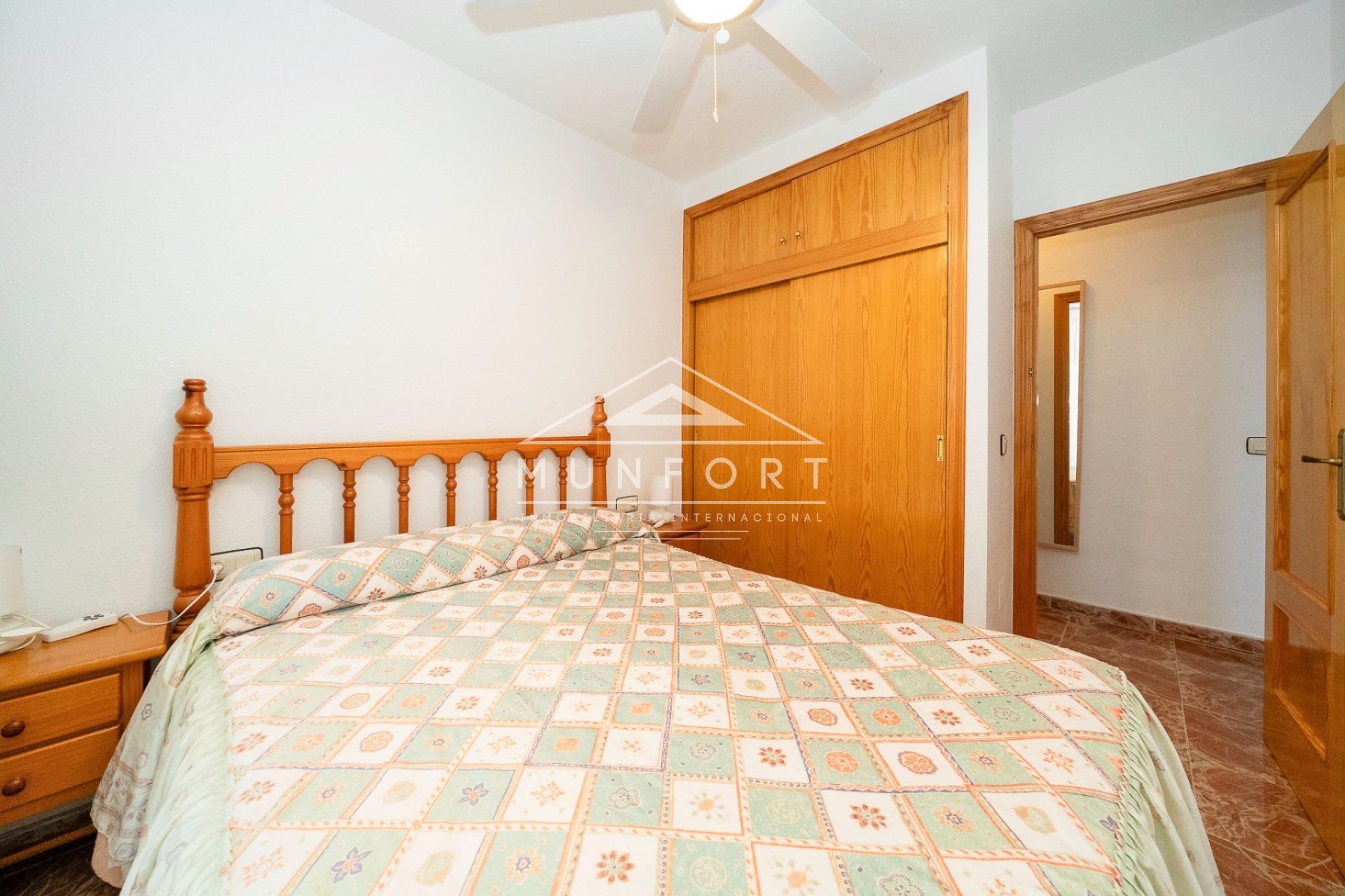 Herverkoop - Rijtjeshuizen -
Los Urrutias - El Carmol&iacute;