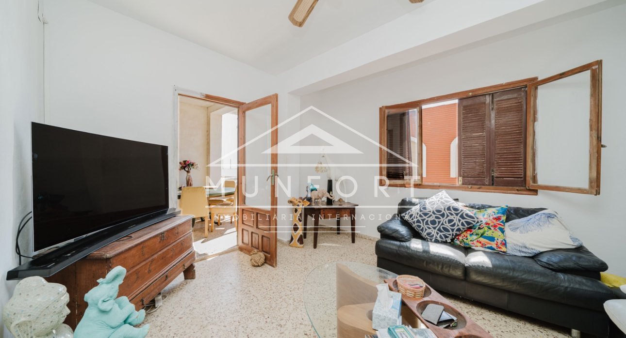 Herverkoop - Rijtjeshuizen -
Los Urrutias