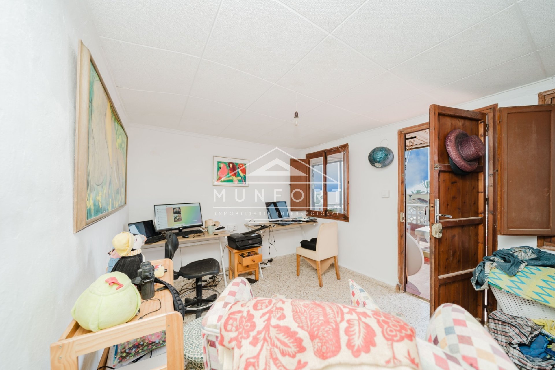 Herverkoop - Rijtjeshuizen -
Los Urrutias